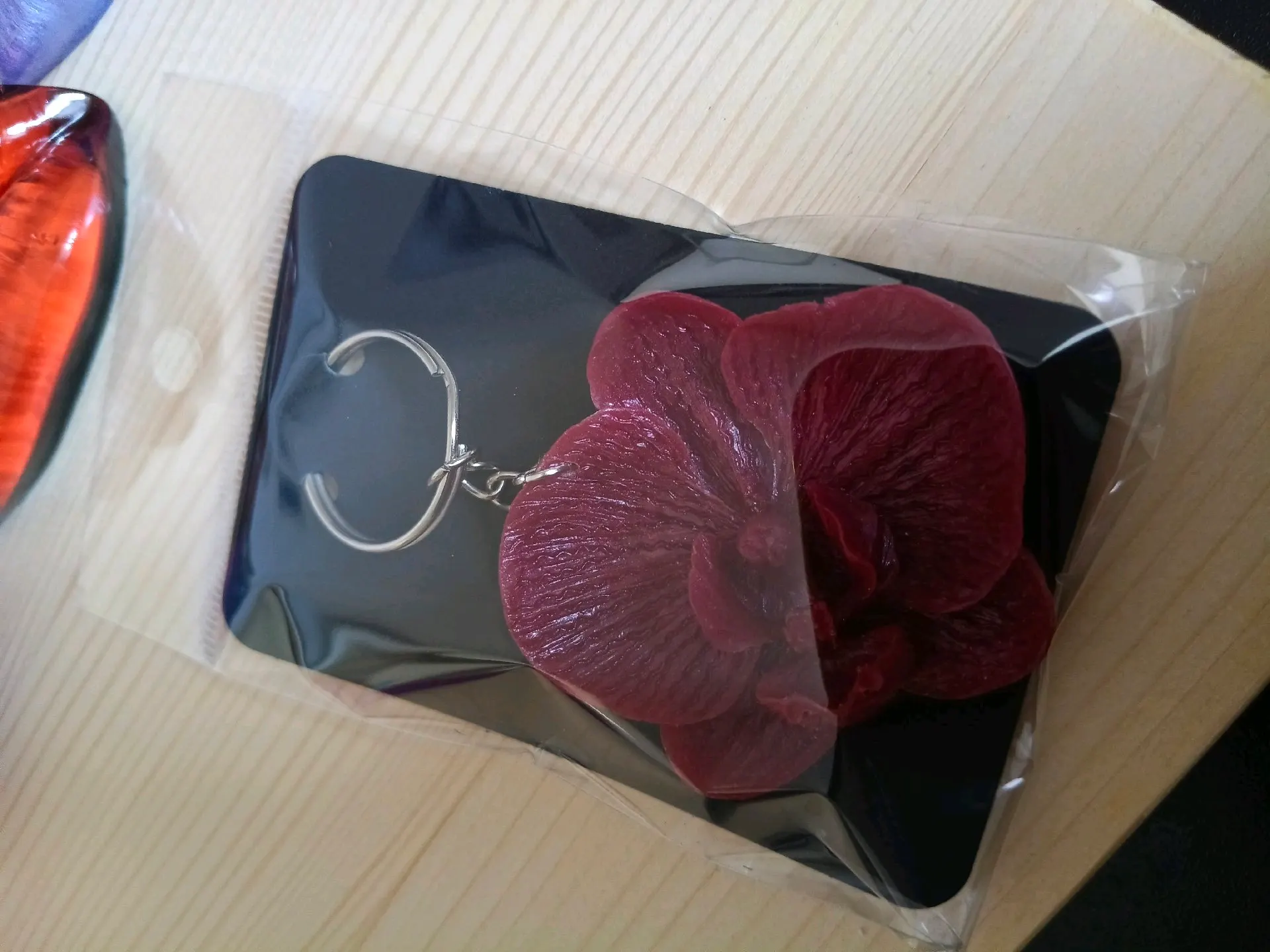 Přívěsek orchidej 3