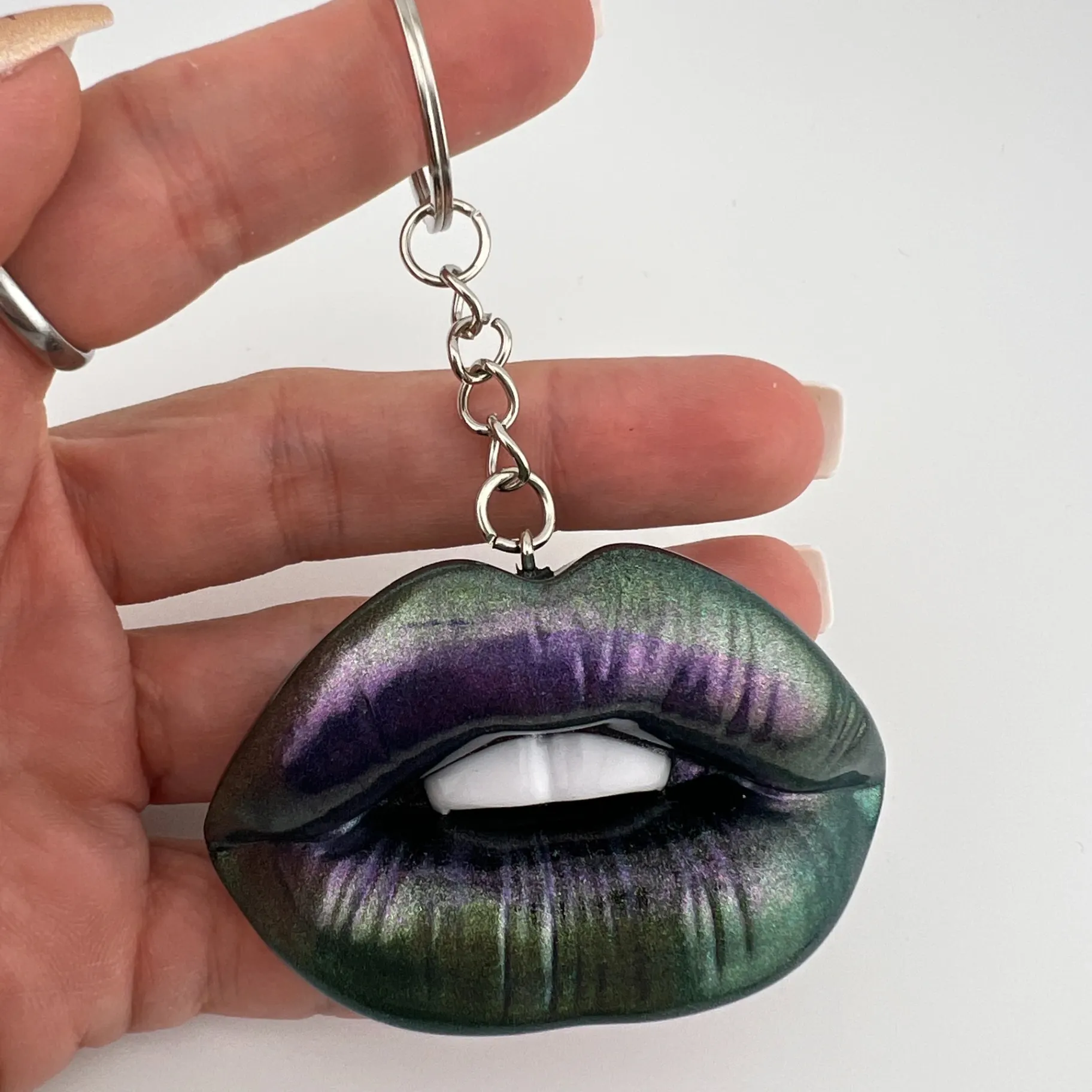Přívěsek, pryskyřice, pusinka, chamík, fialovozele 2